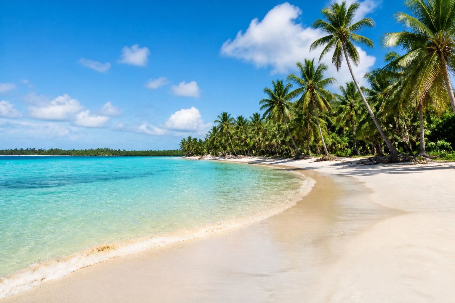Untouched white sand beach on Sri Lanka’s east coast
